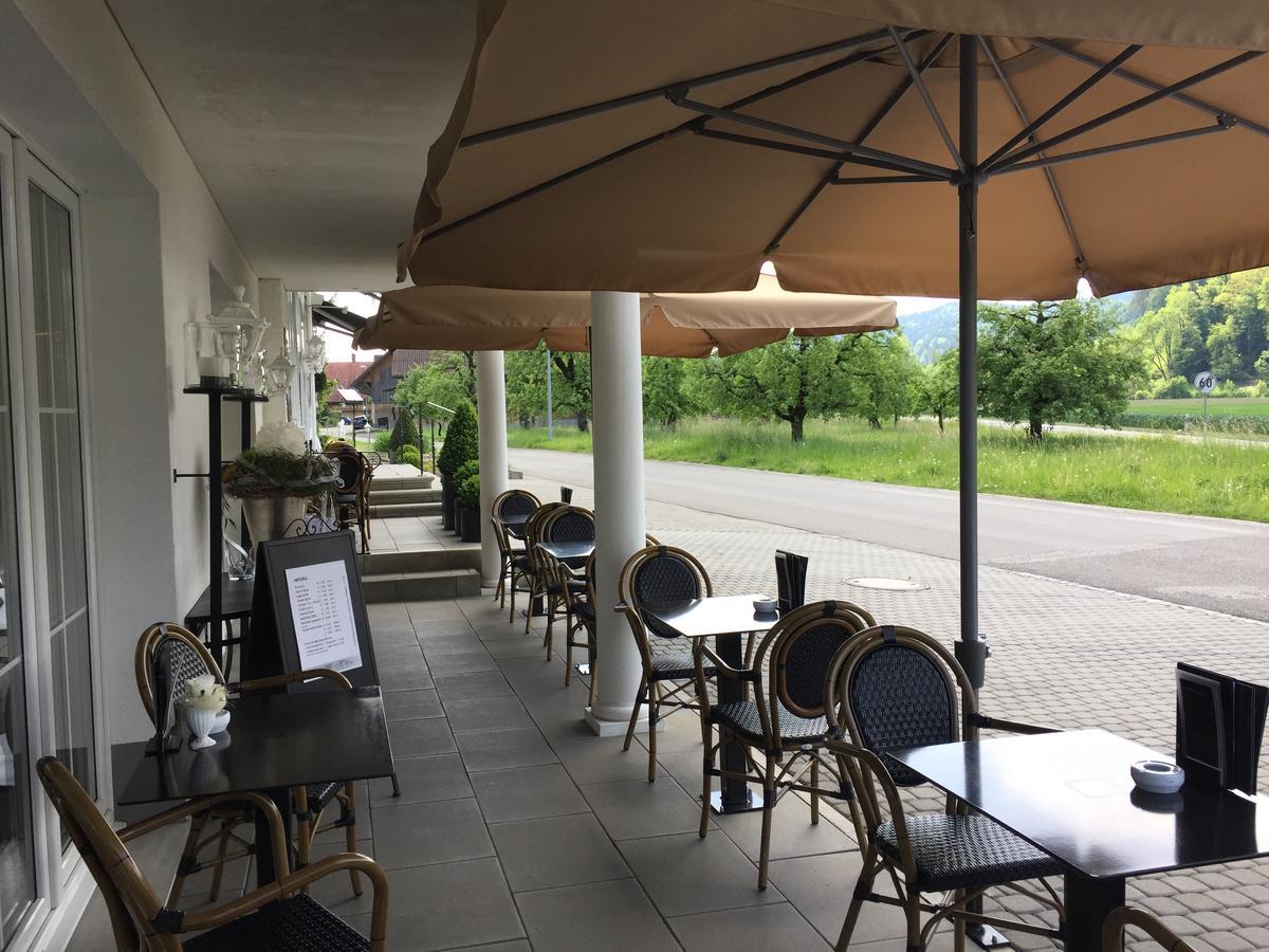 Landcafe Mit Mini Hotel Burgdorf Esterno foto